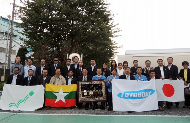 img_20131028Myanma2